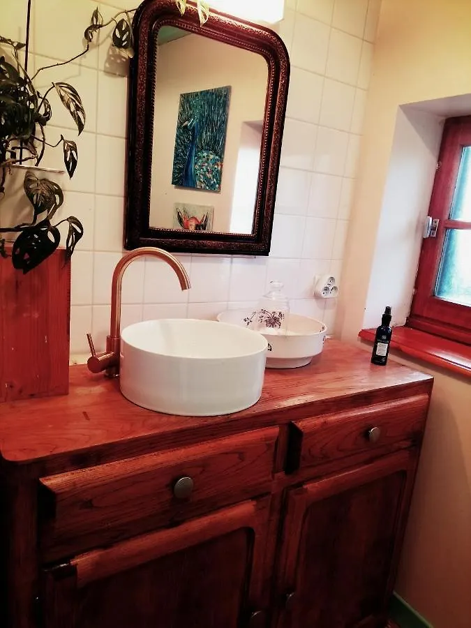 Cheix De Celine & Mathieu Bed & Breakfast Ambert 0*,