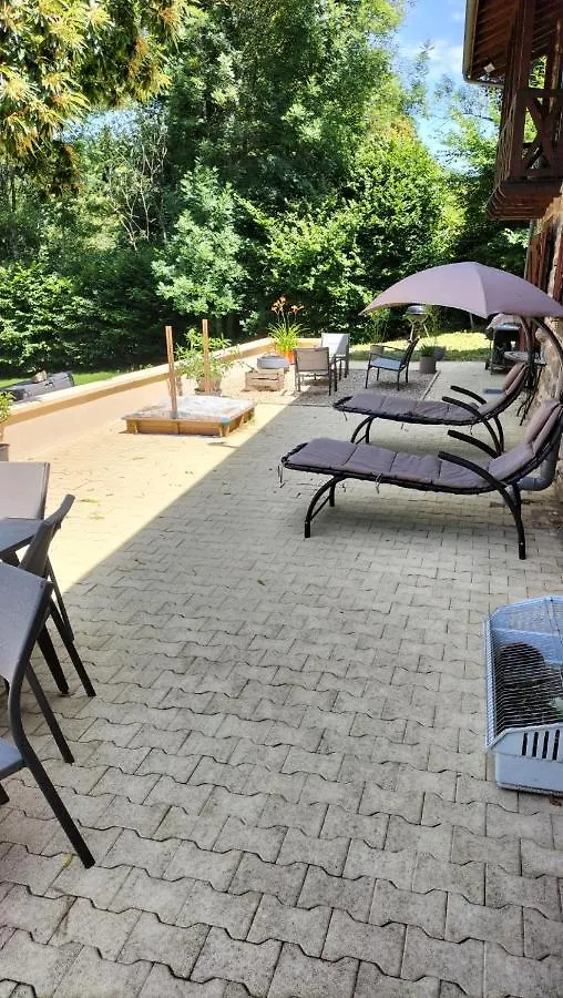 Cheix De Celine & Mathieu Bed & Breakfast Ambert